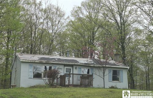 2552 Thornton Rd, Sinclairville, NY, 14782-9624 | Card Image