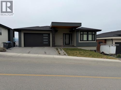 1135 Loseth Dr, Kelowna, BC, V1P0A1 | Card Image