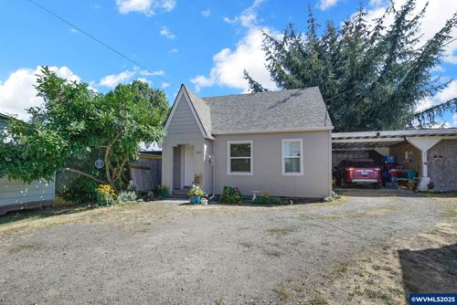 324 W Sherman St, Lebanon, OR, 97355-2627 | Card Image