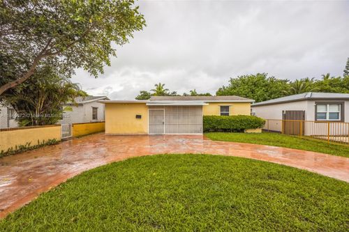 2651 Adams St, Hollywood, FL, 33020-5719 | Card Image