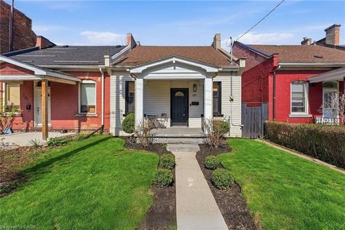 123 East Ave N, Hamilton, ON, L8L5H6 | Card Image