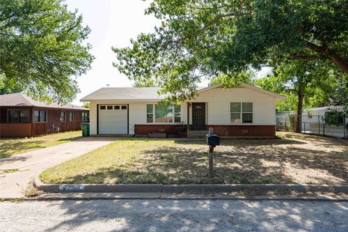 514 Mcconnell St, Jacksboro, TX, 76458-1208 | Card Image