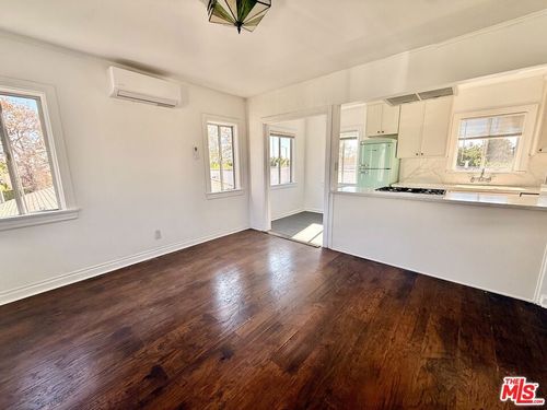 3883 S Gramercy Pl, Los Angeles, CA, 90062-1030 | Card Image