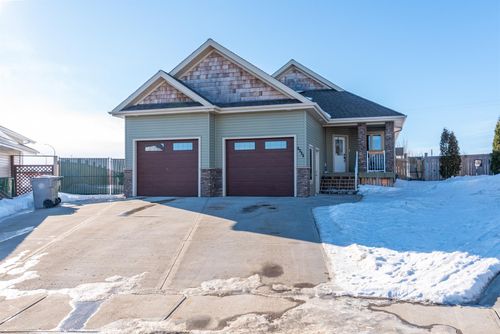 4211 40 Street Close, Lloydminster, SK, S9V2J4 | Card Image