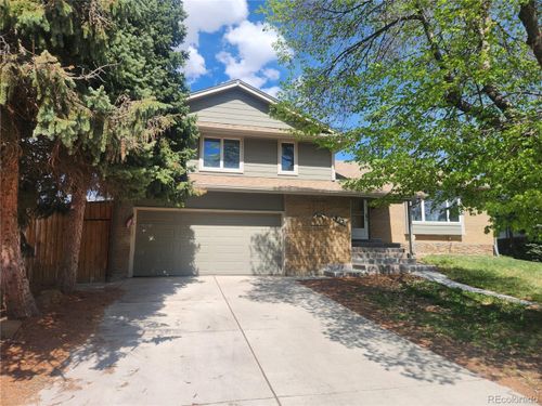 812 S Ouray St, Aurora, CO, 80017-3155 | Card Image