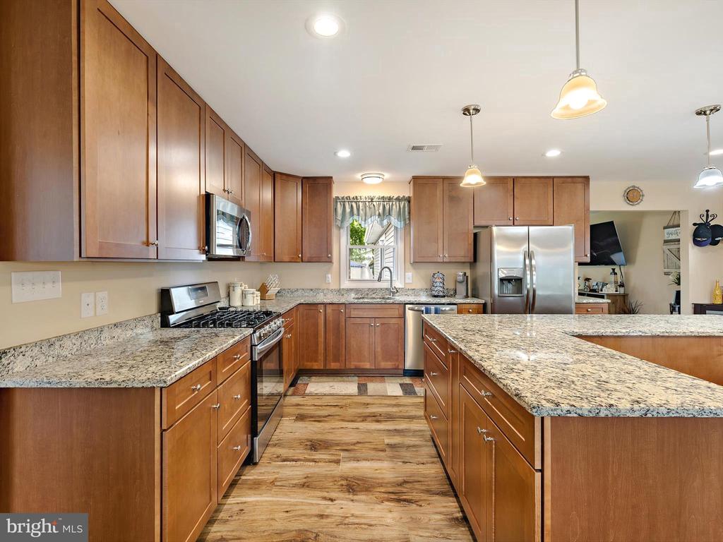 Gladnor Rd, Pasadena, MD 21122