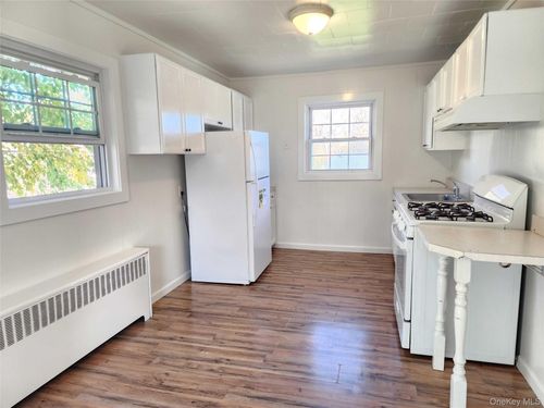 184 Priscilla Ave, Flanders, NY, 11901-3836 | Card Image