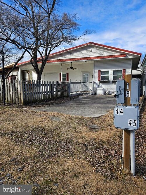 Block 18 Lot 44 Hollow Log, FALLING WATERS, WV, 25419 | Card Image