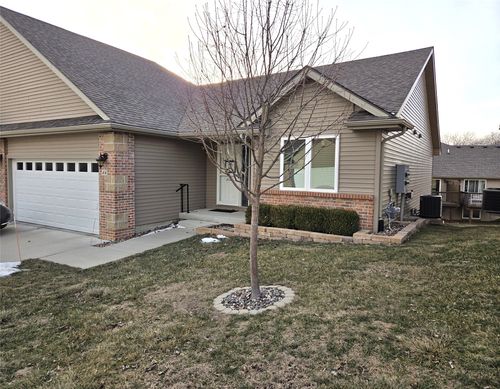 46-400 S 8th Ct, Indianola, IA, 50125 | Card Image