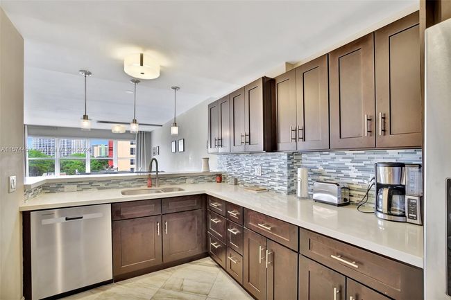 APT-5D - 3000 E Sunrise Blvd, Condo with 1 bedrooms, 2 bathrooms and null parking in Fort Lauderdale FL | Image 6