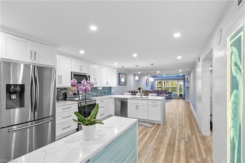3815-4140 Looking Glass Ln, NAPLES, FL, 34112-5232 | Card Image