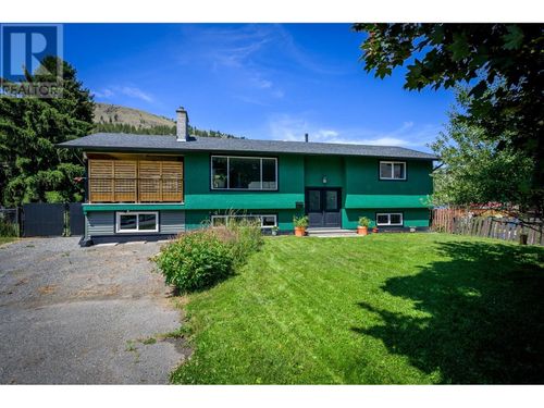 870 Sumac Pl, Kamloops, BC, V2B6R4 | Card Image