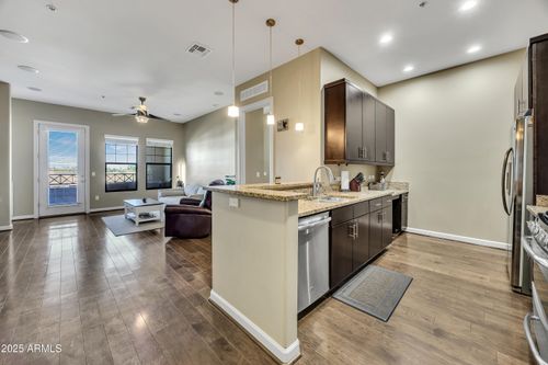 4010-7291 N Scottsdale Rd, Paradise Valley, AZ, 85253-2685 | Card Image