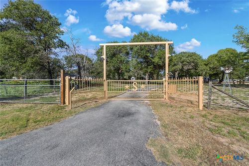 1843 Burr Oak Ln, Adkins, TX, 78101-2606 | Card Image