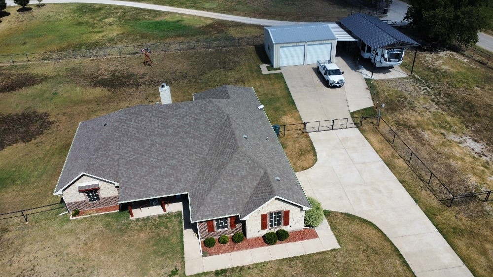 Residential in Leonard 5