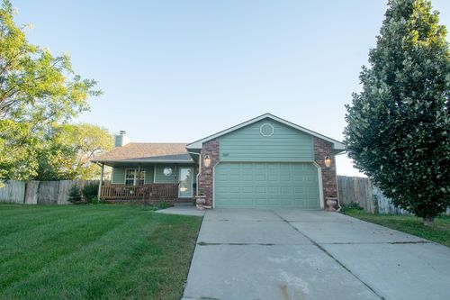1661 N Prairie Run Cir, Mulvane, KS, 67110-1120 | Card Image