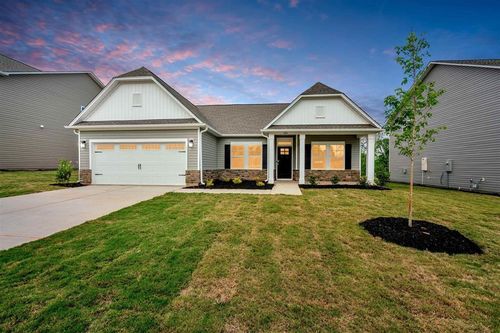 123 Hunter Ridge Dr, Boiling Springs, SC, 29316-8354 | Card Image