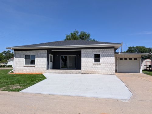 100 3rd Ave, Shelby, NE, 68662-5626 | Card Image