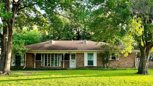 3329 Latham Drive, Dallas, TX, 75229 | Card Image