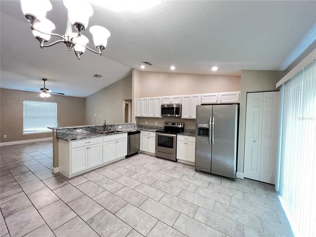 2736 Sw 161 St Loop, House other with 3 bedrooms, 2 bathrooms and null parking in Ocala FL | Image 10