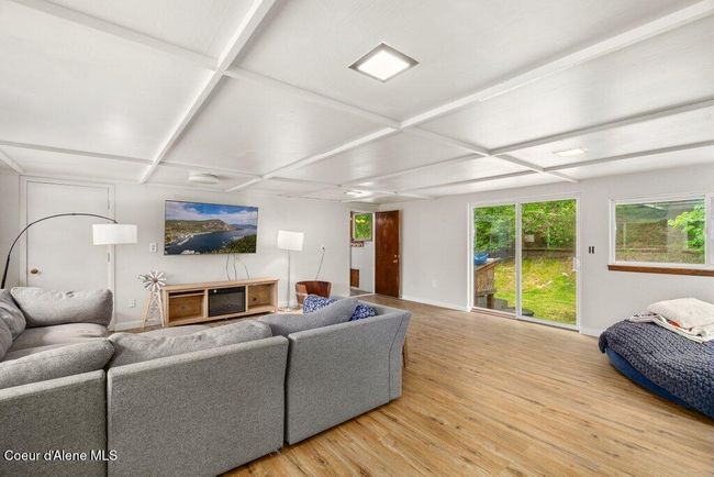 204 Sunrise Dr, House other with 4 bedrooms, 2 bathrooms and null parking in Pinehurst ID | Image 6