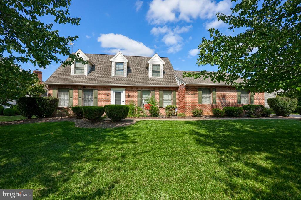 Langford Cir, Lancaster, PA 17601