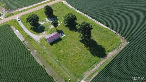 3517 County Road 675, Bernie, MO, 63822-7164 | Card Image