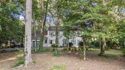 View of colonial inspired home | Image 2