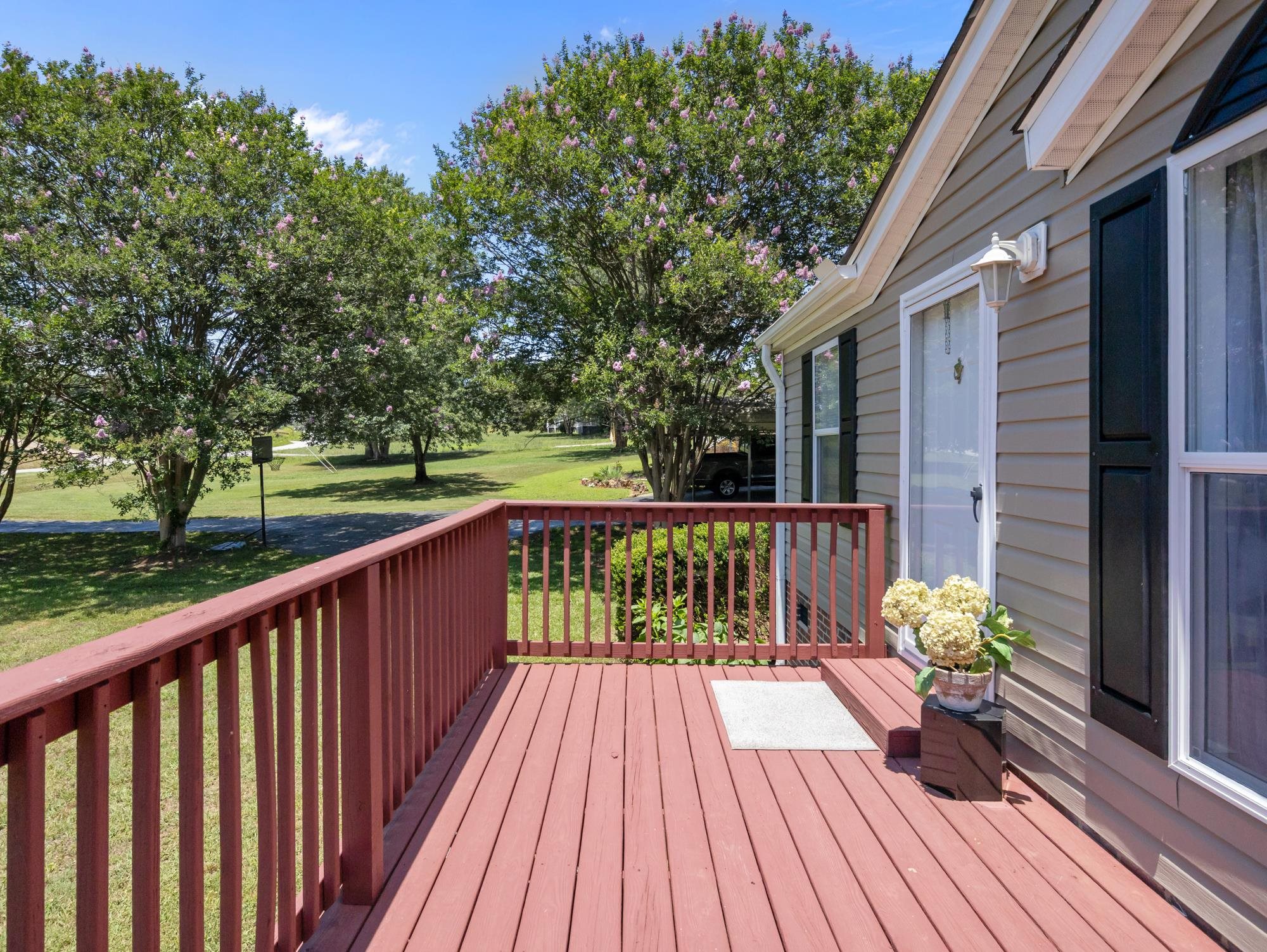 Residential in Taylors 5