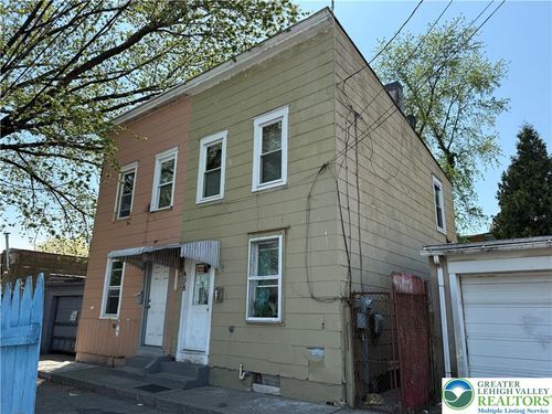 428 N Limestone St, Allentown, PA, 18102-5208 | Card Image