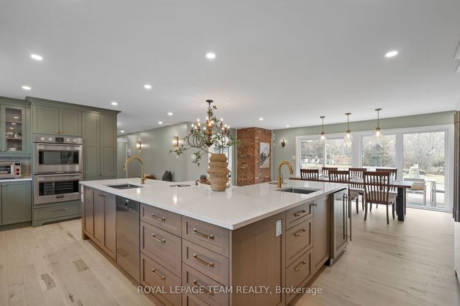1056 Heenan Terr, House other with 4 bedrooms, 4 bathrooms and 6 parking in Manotick ON | Image 11