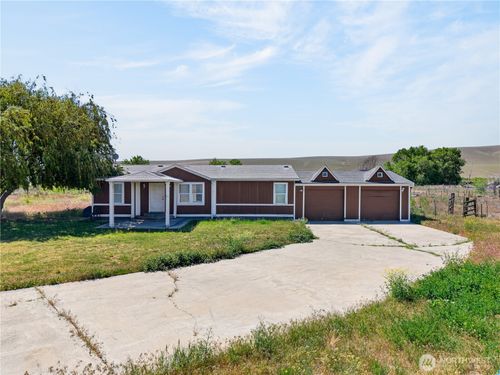 2643 W Bench Rd, Othello, WA, 99344-8903 | Card Image