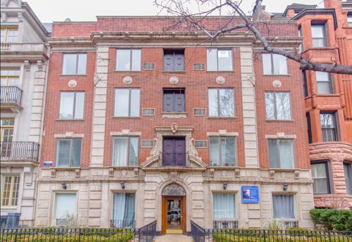 apt-313-1504 Dearborn Pkwy, Chicago, IL, 60610-1417 | Card Image