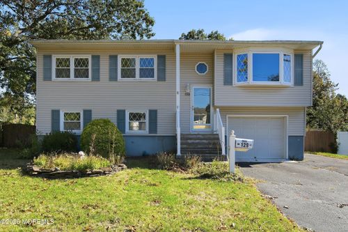 129 Poplar Way, Brick, NJ, 08724-2501 | Card Image