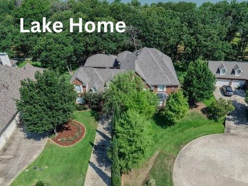 721 Paradise Cv, Shady Shores, TX, 76208-5143 | Card Image