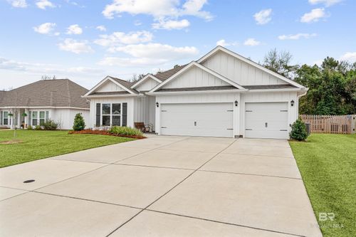 697 Calibre St, Fairhope, AL, 36532-7351 | Card Image