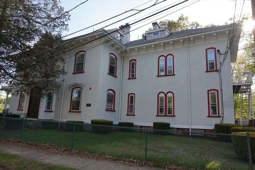 apt-4-73 Elm Rd, Newton, MA, 02460-2118 | Card Image