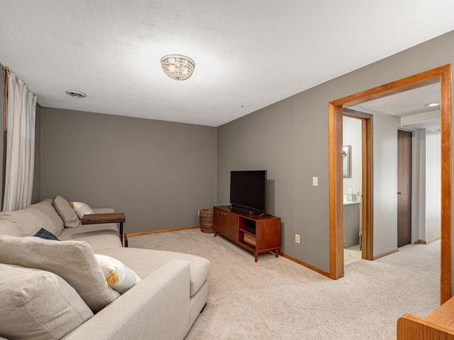 1213 63 Rd Ln, Townhouse with 2 bedrooms, 2 bathrooms and null parking in Minneapolis MN | Image 21