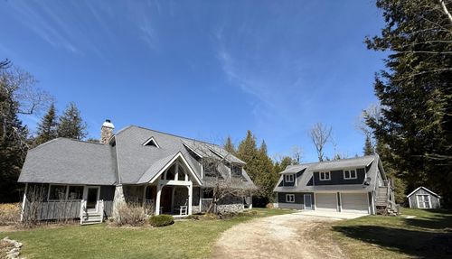 36335 E Makinen Dr, Drummond Island, MI, 49726-9650 | Card Image