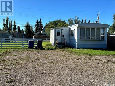 341 30th St W, House other with 2 bedrooms, 1 bathrooms and null parking in Battleford SK | Image 3