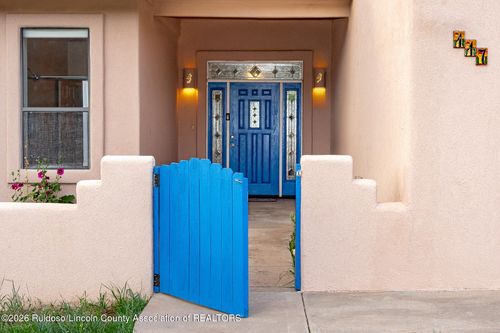117 Agua Fria Dr, Ruidoso Downs, NM, 88346-9708 | Card Image