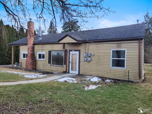 1483 Sterns Rd, Erie, MI, 48133-9210 | Card Image