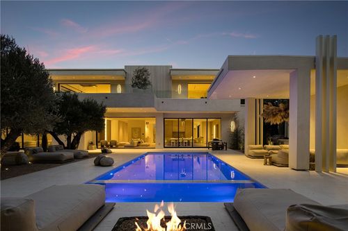 17177 Adlon Rd, Encino, CA, 91436-3715 | Card Image