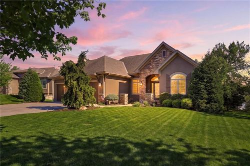 24087 W 121st Ter, Olathe, KS, 66061-6632 | Card Image