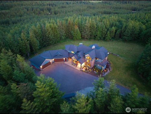 29208 327th Way Se, Ravensdale, WA, 98051-8963 | Card Image