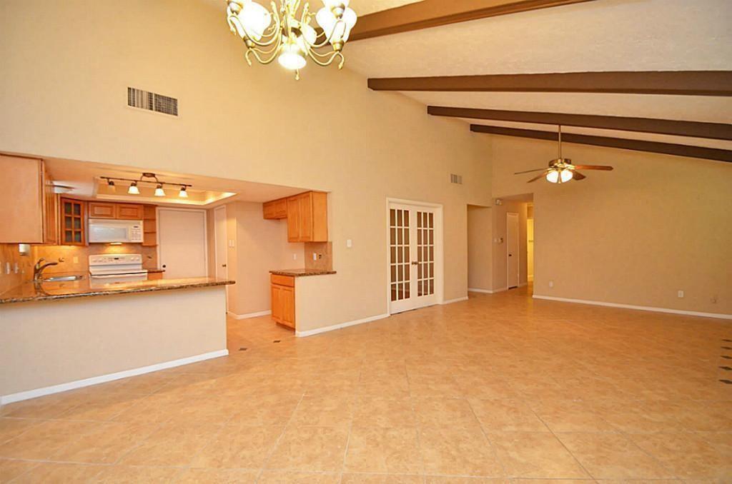 Residential Lease in Sugar Land 4