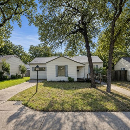 3018 Oakwood Street, Haltom City, TX, 76117 | Card Image
