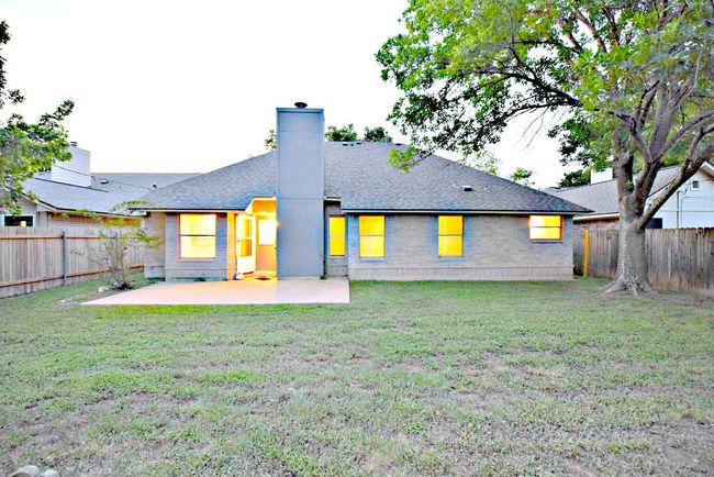 8501 Priest River Dr, House other with 4 bedrooms, 3 bathrooms and null parking in Round Rock TX | Image 27