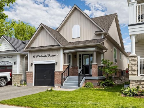 49 Kenilworth Cres, Whitby, ON, L1M2M6 | Card Image
