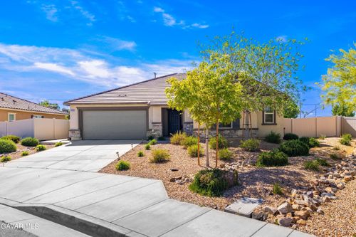 44745 Aspen St, Lancaster, CA, 93535-3982 | Card Image